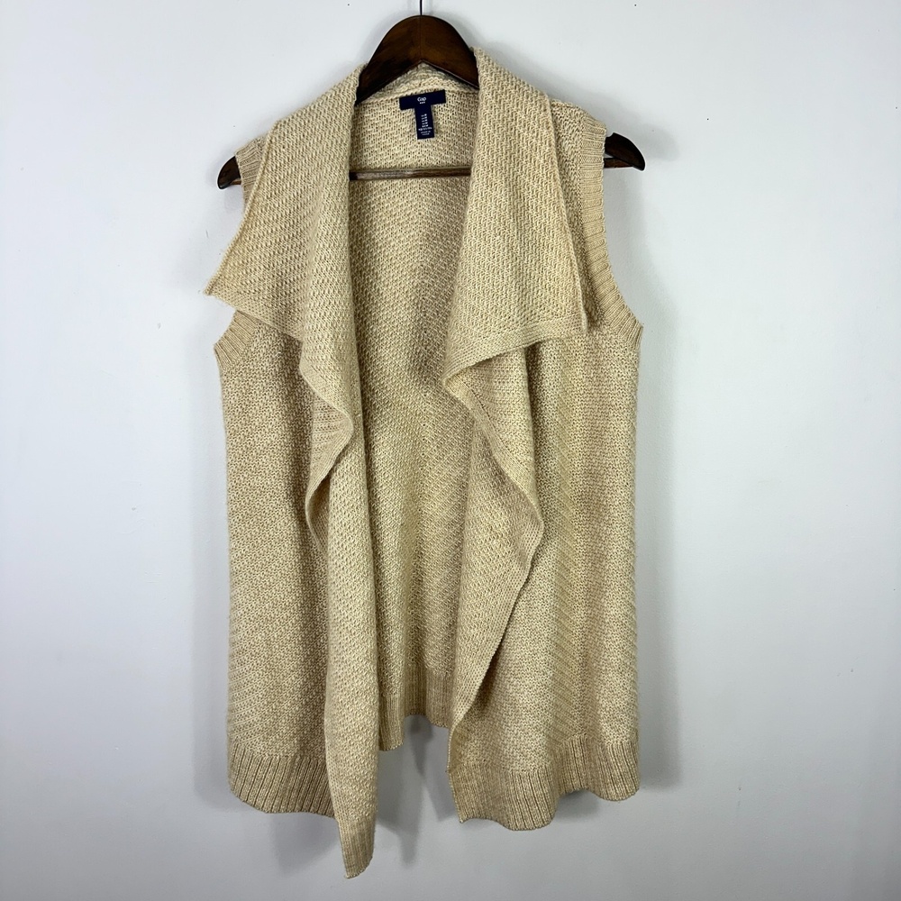 Gap Drape Front Sweater Vest M Beige Coastal Minimalist Quiet Luxury Preppy